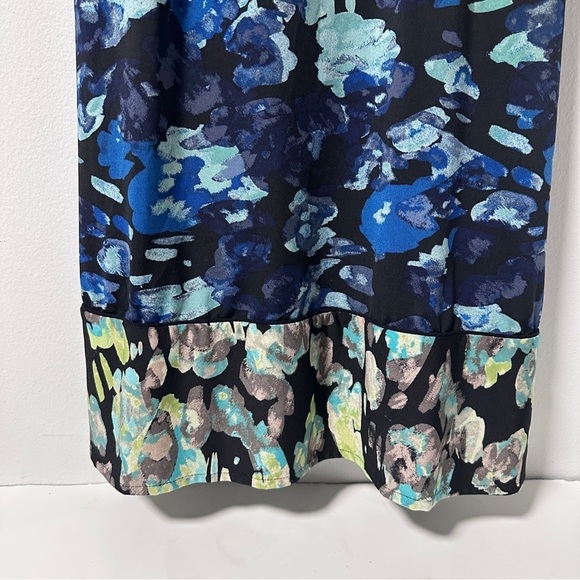 BCBGmaxazria Adele Navy Blue Floral Multicolor Wrap Dress Deep V-Neck Size Small - Picture 14 of 15